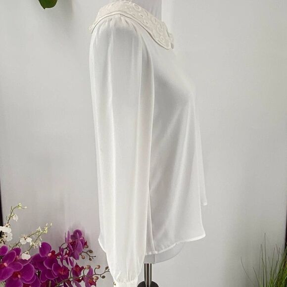 Forever 21 White Short Sleeve Blouse Small - Picture 6 of 10